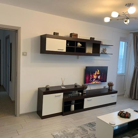 Victoriei Boulevard Private Apartment Brasov Ngoại thất bức ảnh