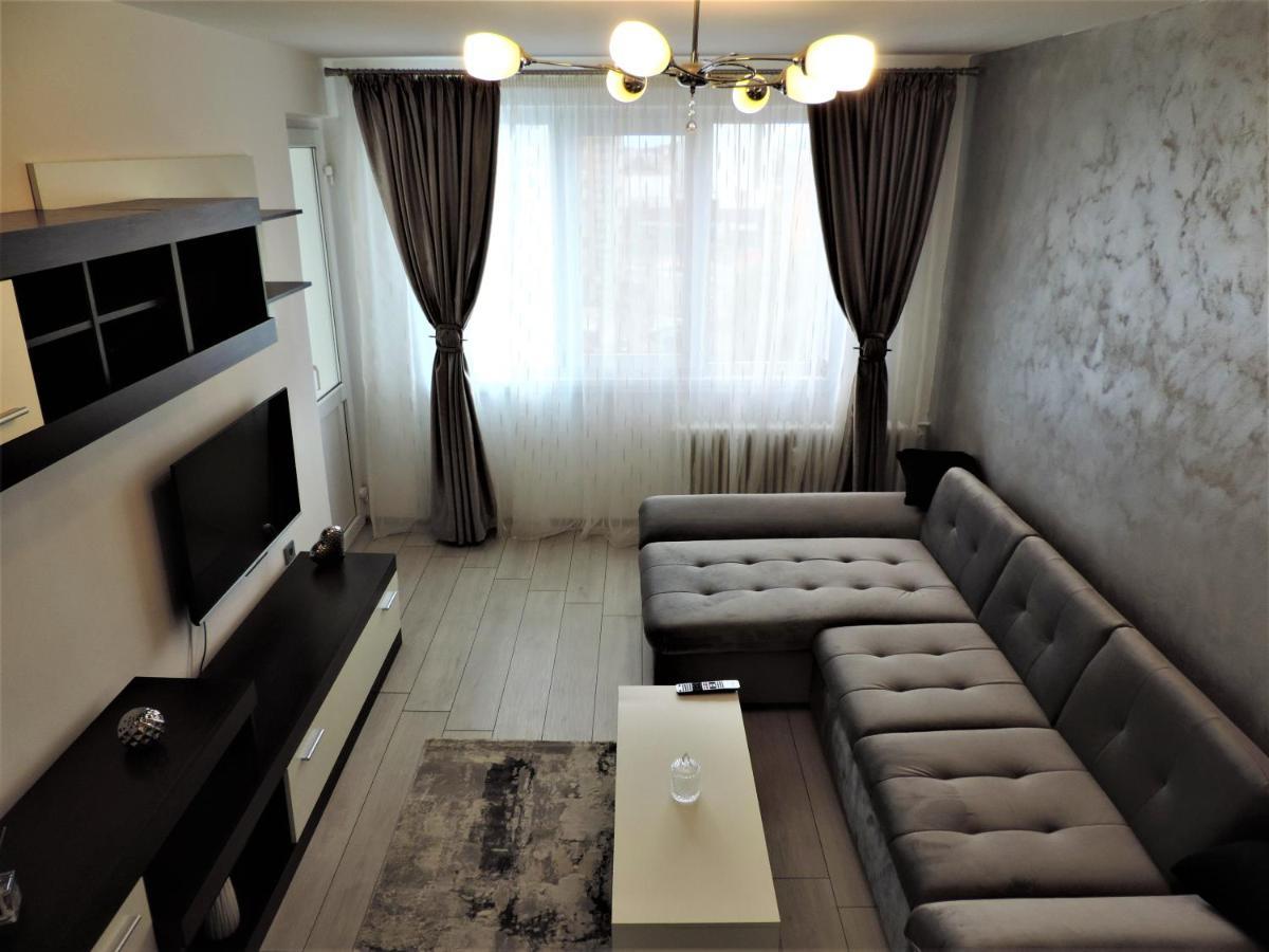 Victoriei Boulevard Private Apartment Brasov Ngoại thất bức ảnh