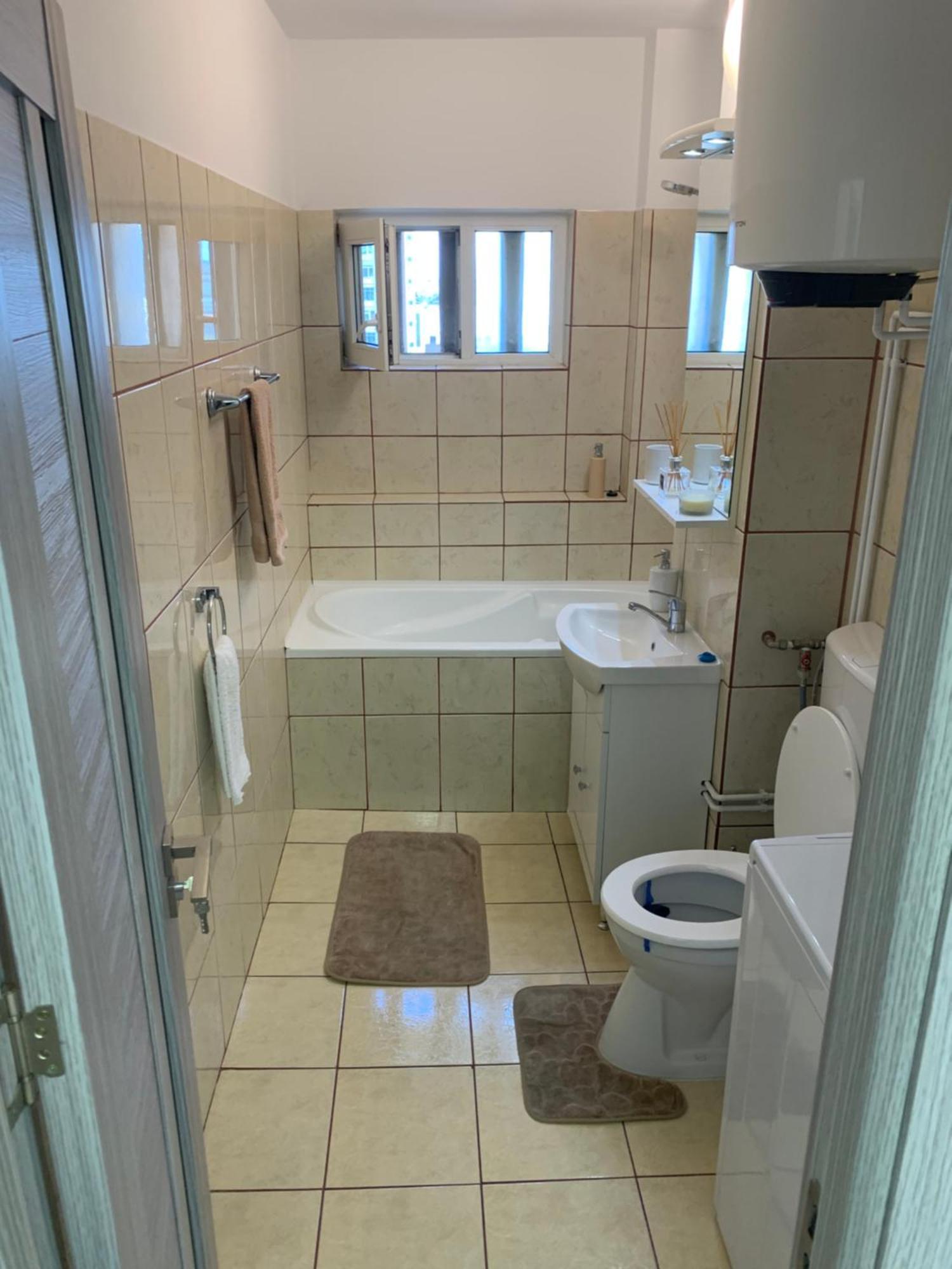 Victoriei Boulevard Private Apartment Brasov Ngoại thất bức ảnh
